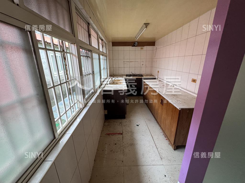 中華街悠活公寓房屋室內格局與周邊環境