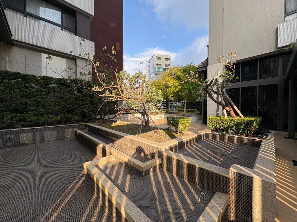 【專】林鼎日光寓２房平車房屋室內格局與周邊環境