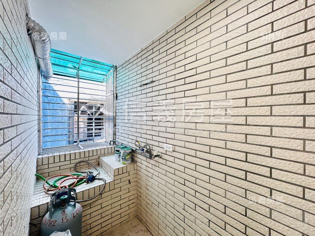 光華商圈小巧大空間房屋室內格局與周邊環境