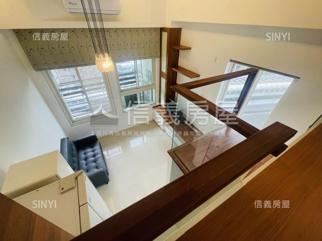 挑高邊間捷運美宅房屋室內格局與周邊環境