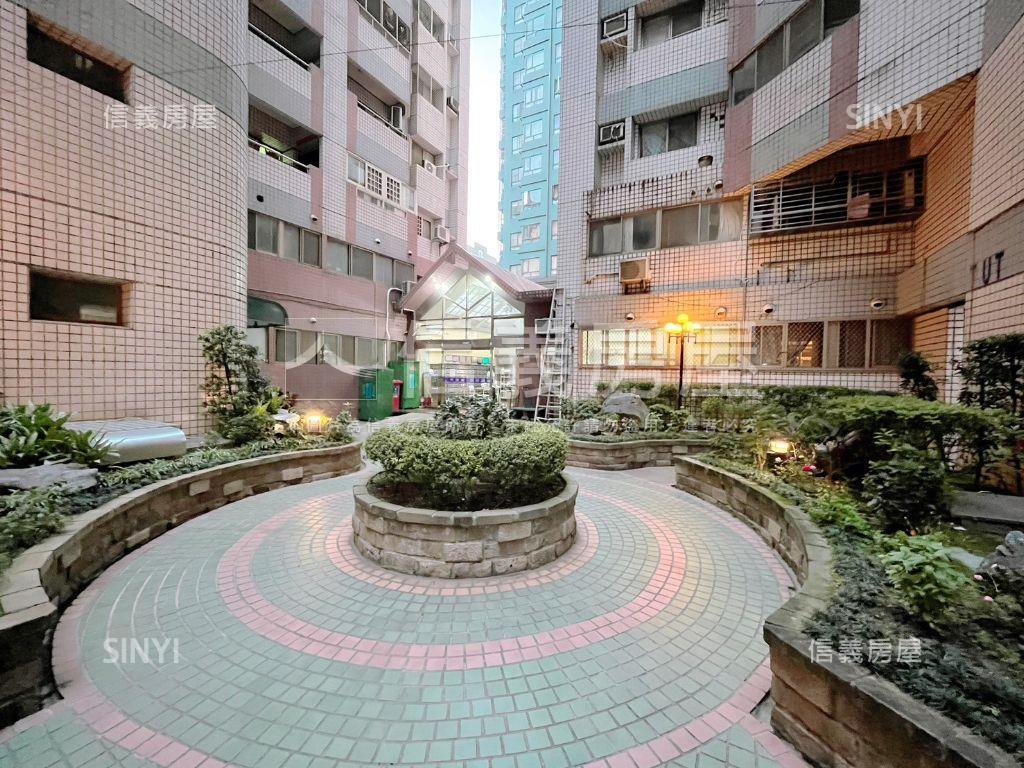 慶懋巨鎮３房１室附車位房屋室內格局與周邊環境