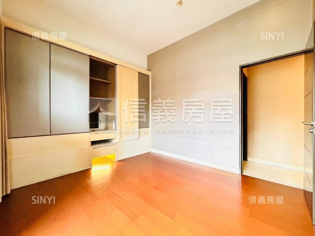 和邑前棟景觀美２房房屋室內格局與周邊環境
