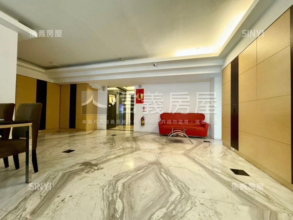 一層２戶．電梯小豪宅房屋室內格局與周邊環境