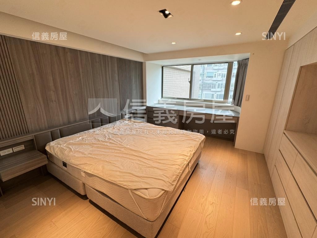 精美挑高綠景氣派５房房屋室內格局與周邊環境