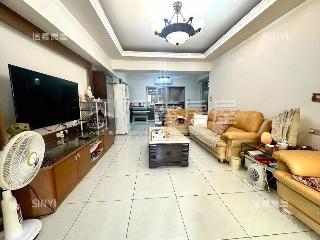 近美術館旁稀有庭院宅房屋室內格局與周邊環境