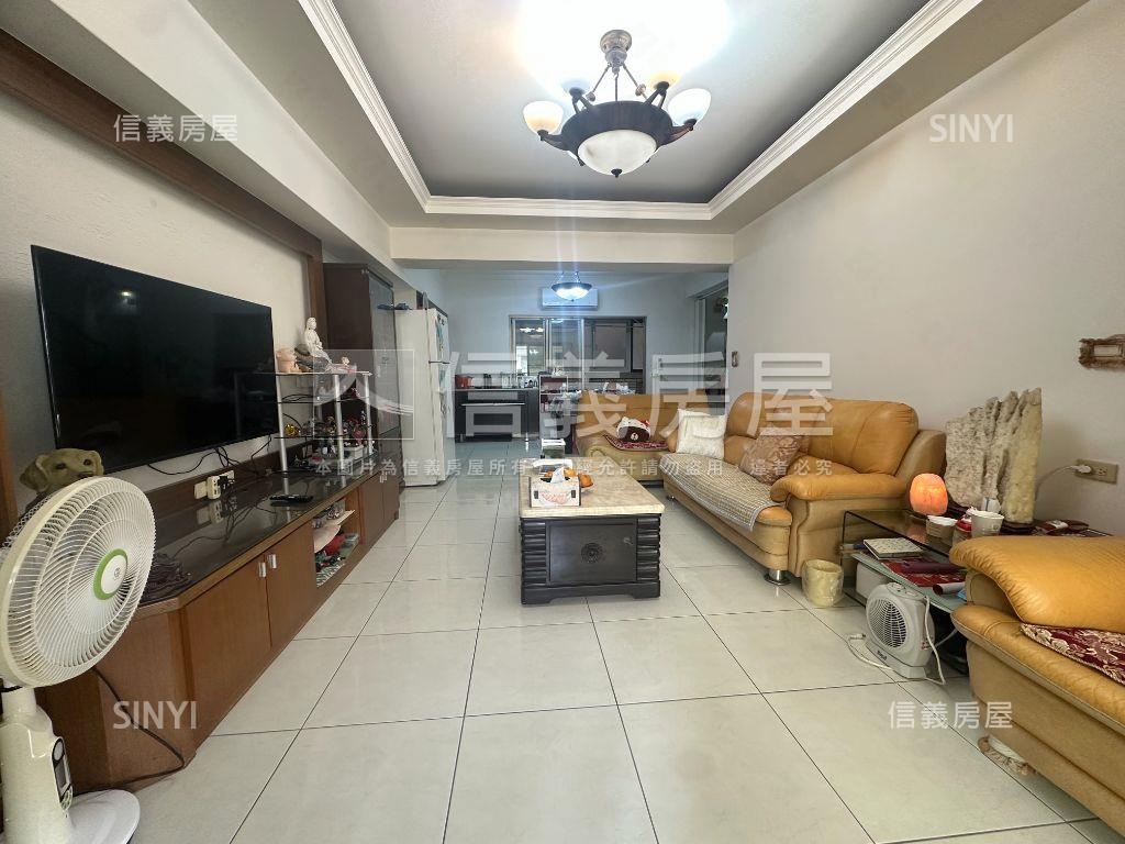 近美術館旁稀有庭院宅房屋室內格局與周邊環境