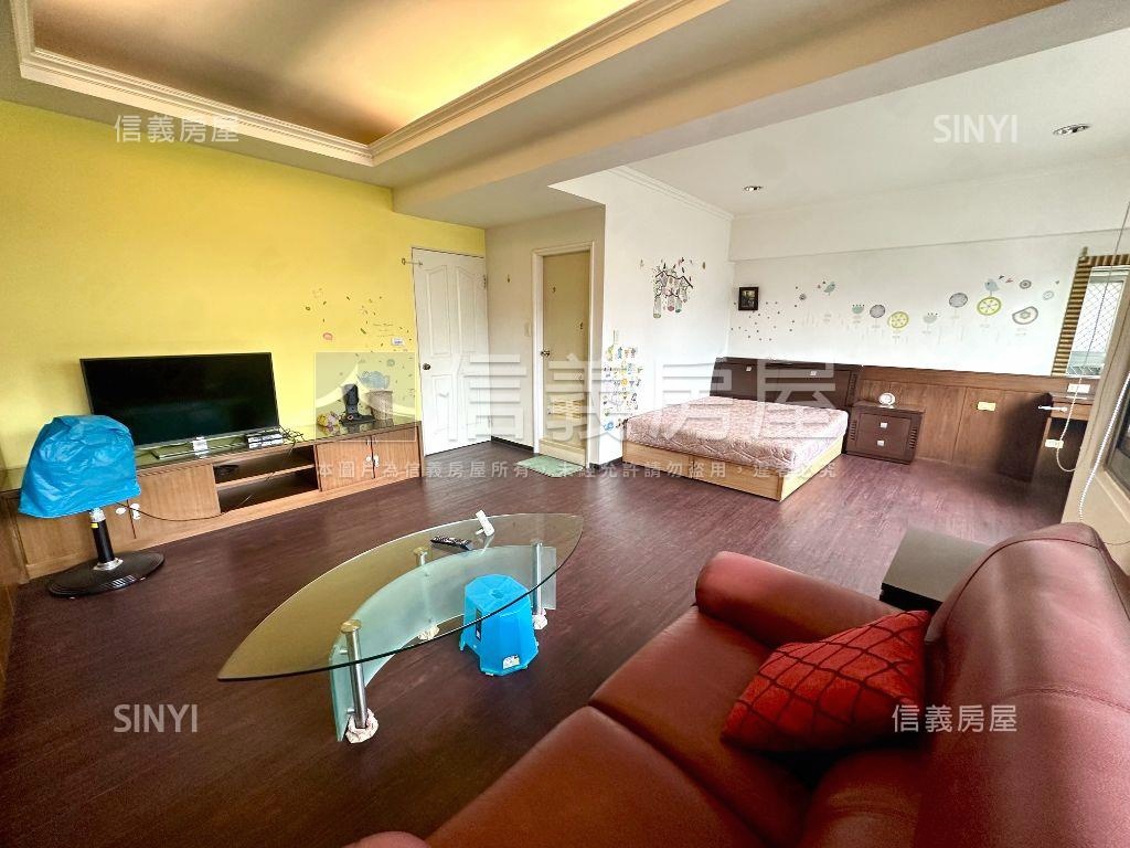 近美術館旁稀有庭院宅房屋室內格局與周邊環境