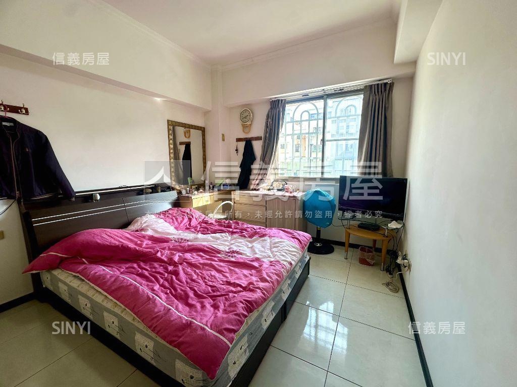 近美術館旁稀有庭院宅房屋室內格局與周邊環境