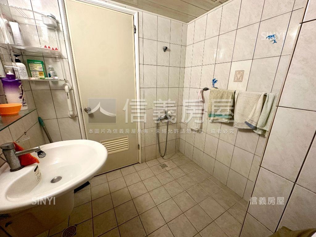 近美術館旁稀有庭院宅房屋室內格局與周邊環境