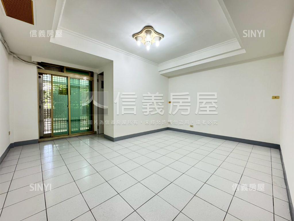 綠意盎然電梯華廈宅房屋室內格局與周邊環境