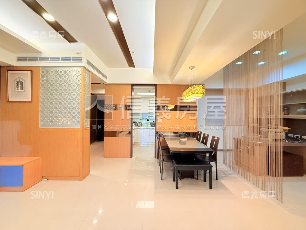 世紀館朝南景觀屋房屋室內格局與周邊環境