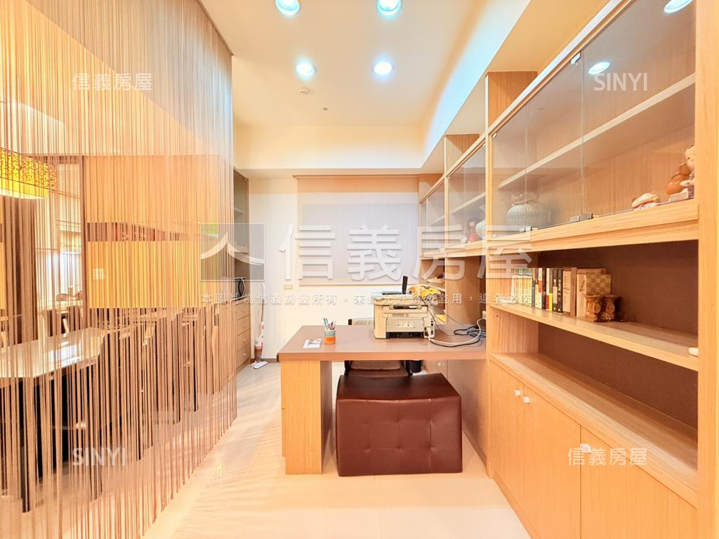 世紀館朝南景觀屋房屋室內格局與周邊環境