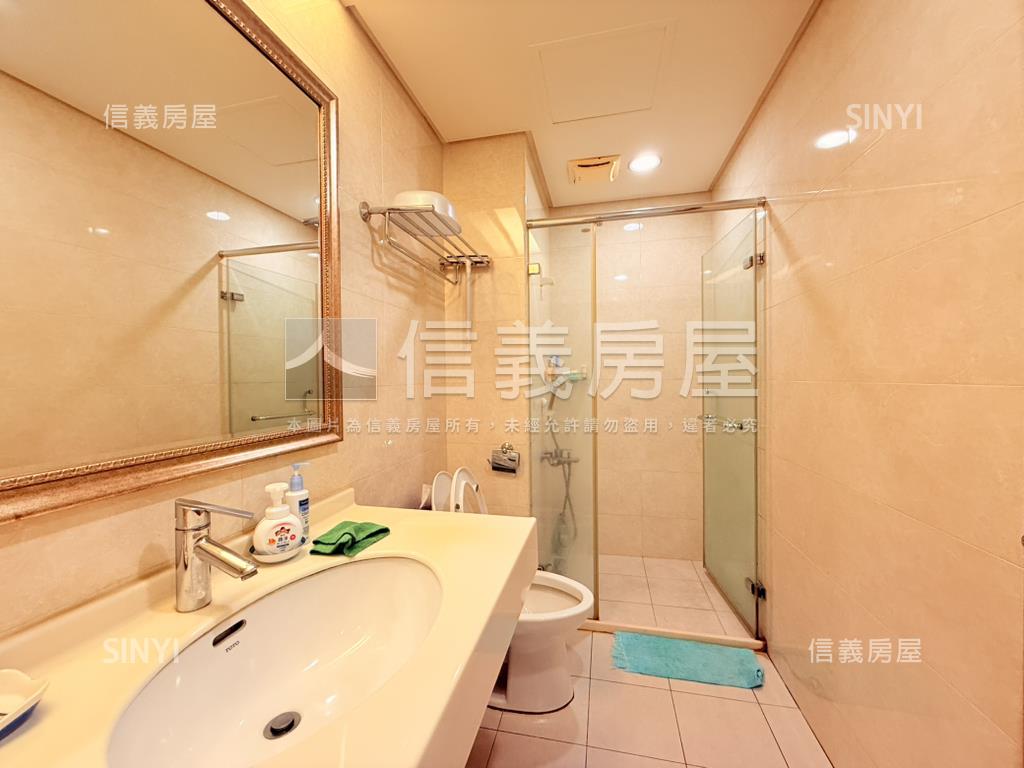 世紀館朝南景觀屋房屋室內格局與周邊環境