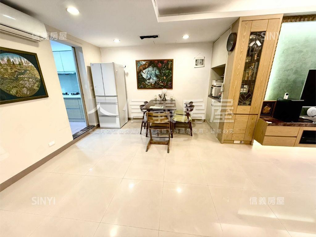 近公園★邊間質感珠寶盒房屋室內格局與周邊環境