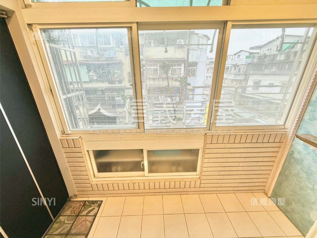 近公園★邊間質感珠寶盒房屋室內格局與周邊環境