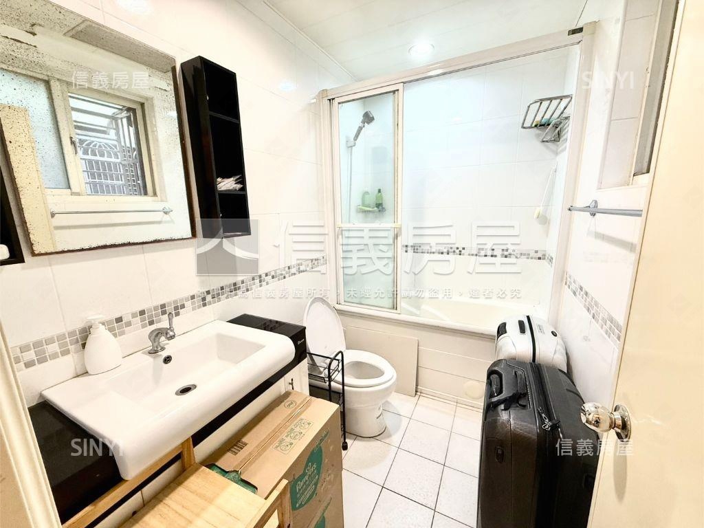 近公園★邊間質感珠寶盒房屋室內格局與周邊環境