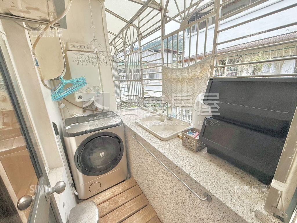 近公園★邊間質感珠寶盒房屋室內格局與周邊環境