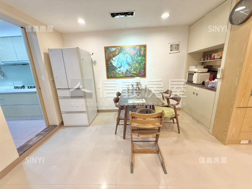 近公園★邊間質感珠寶盒房屋室內格局與周邊環境