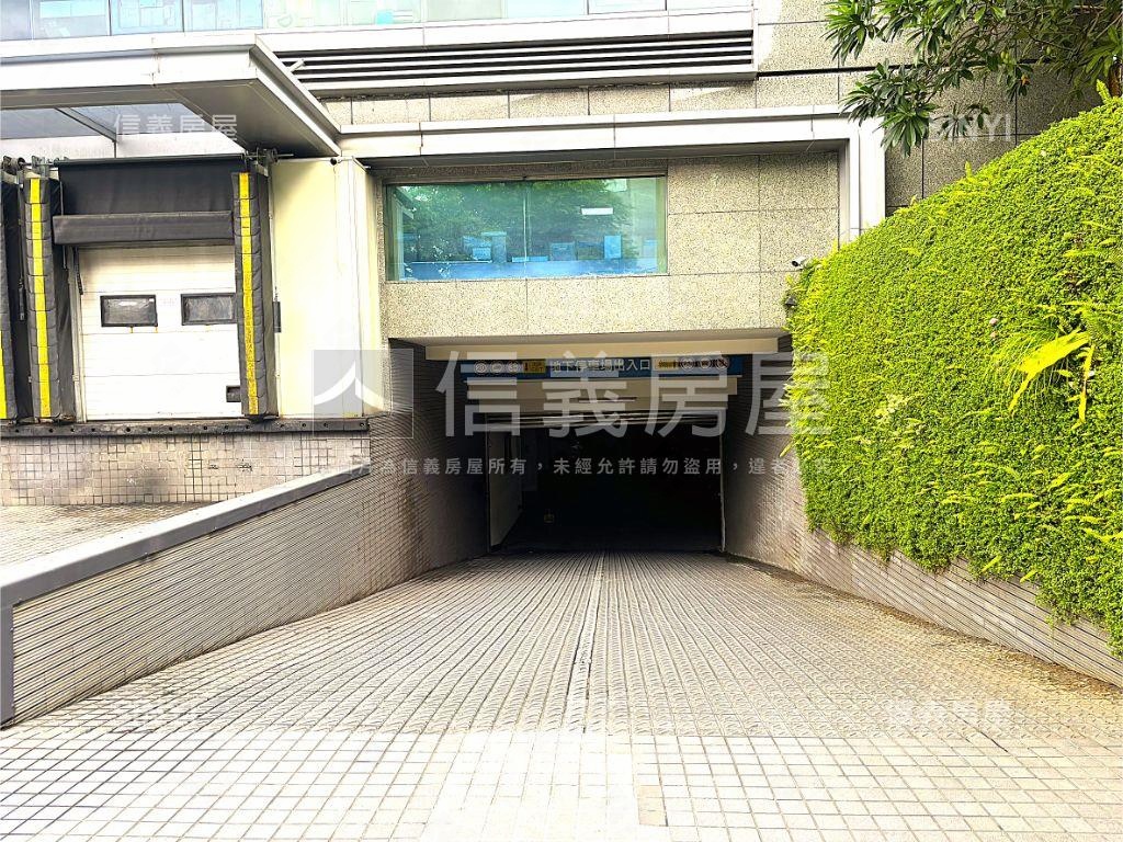 新北產業園區總部房屋室內格局與周邊環境