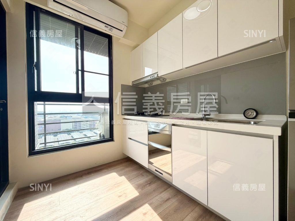 春福天駅次頂樓兩房平車房屋室內格局與周邊環境