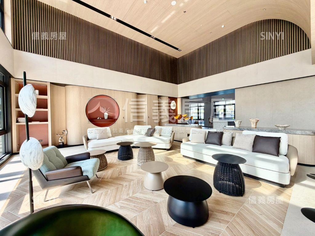 春福天駅次頂樓兩房平車房屋室內格局與周邊環境