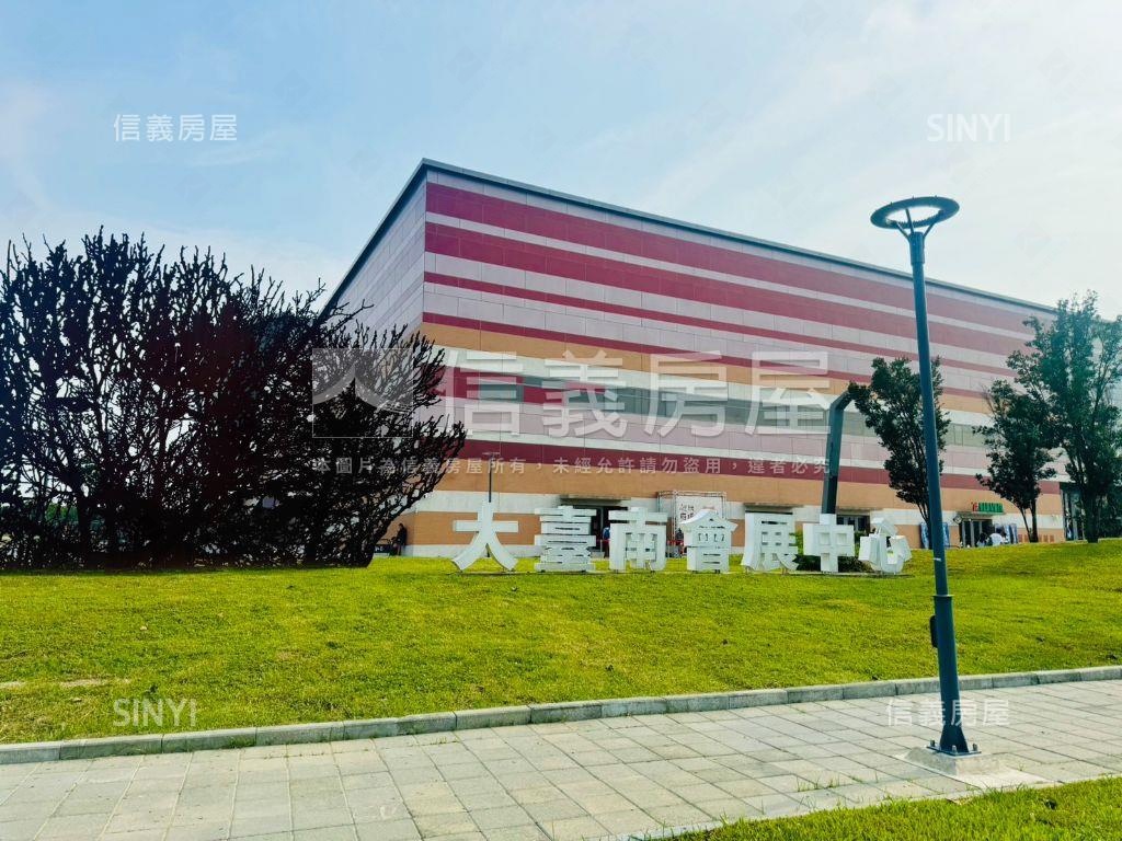 春福天駅次頂樓兩房平車房屋室內格局與周邊環境