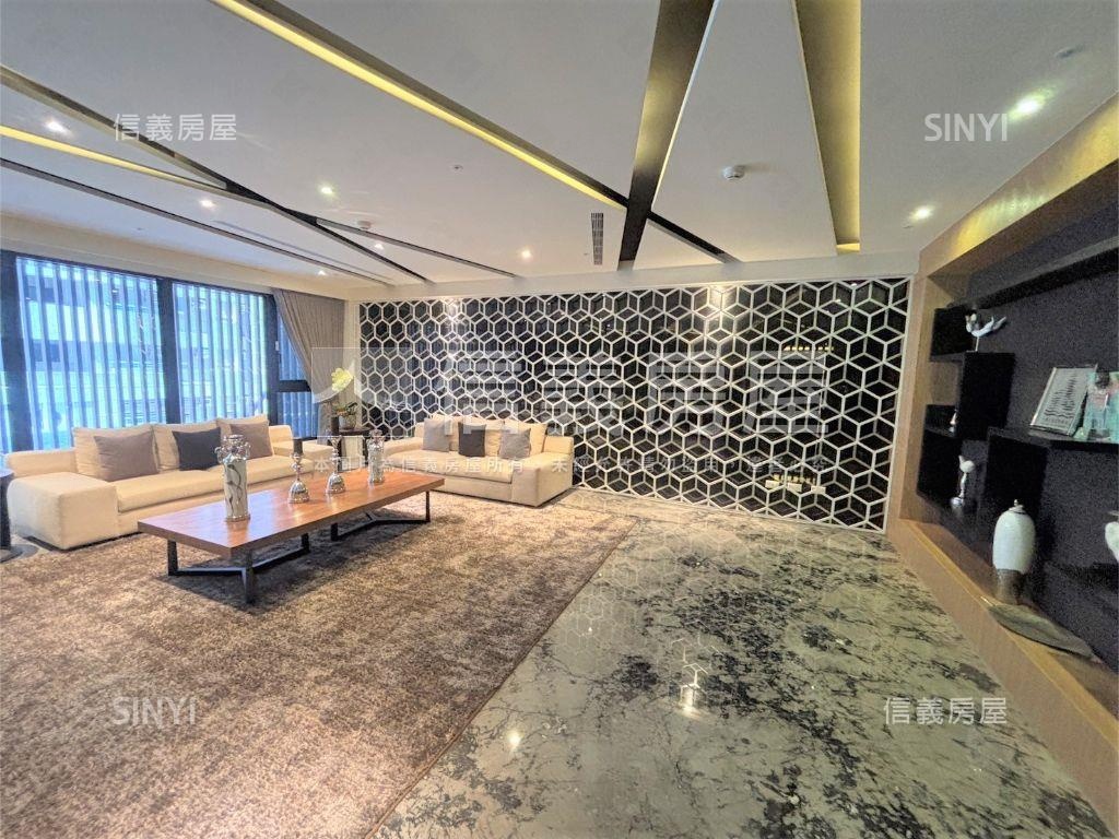【皇廷】近漢神巨蛋３房房屋室內格局與周邊環境