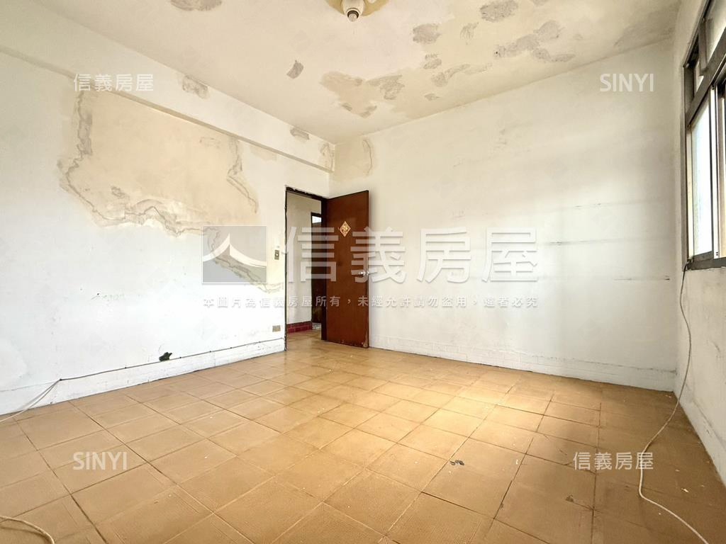 健身公寓一層一戶房屋室內格局與周邊環境