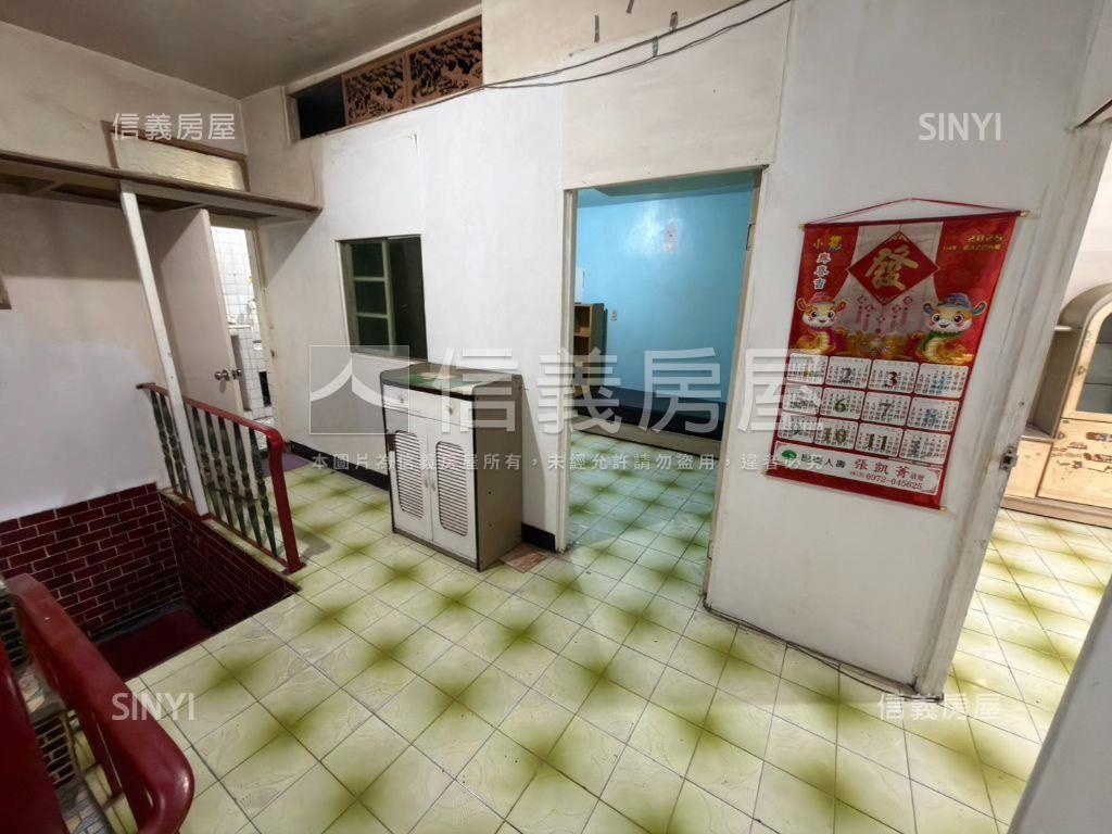 平鎮｜平東路近學區美透天房屋室內格局與周邊環境