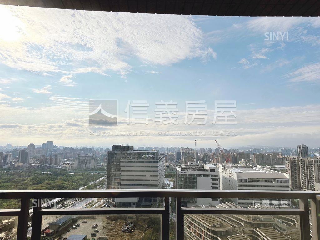 ＡＩ園區高樓四房百萬裝潢房屋室內格局與周邊環境