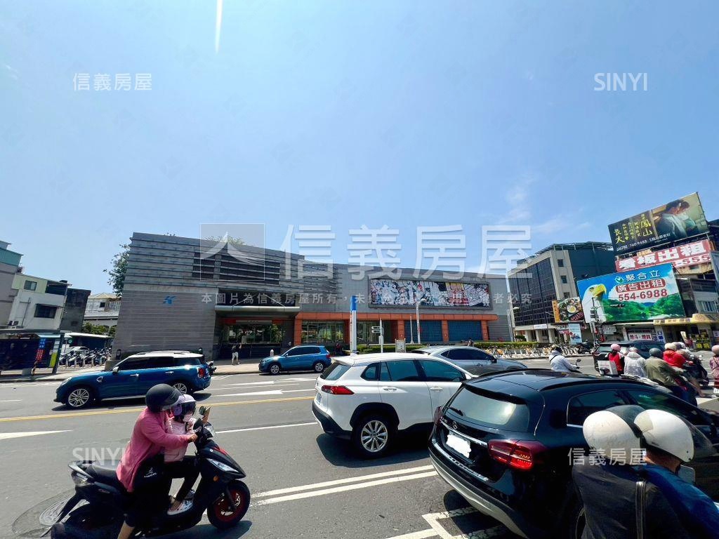 近鳳山體育館大三房美寓房屋室內格局與周邊環境