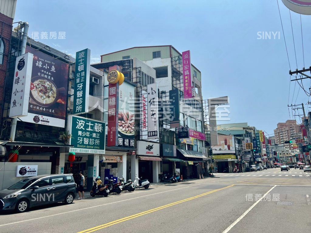 近鳳山體育館大三房美寓房屋室內格局與周邊環境