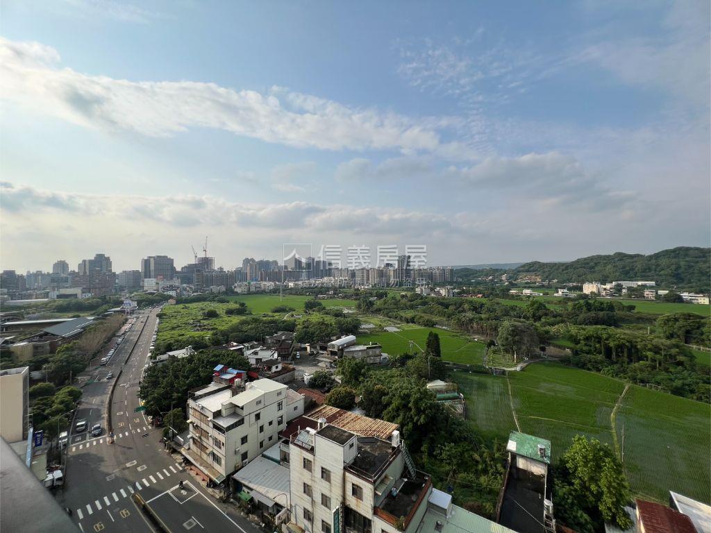 富宇君天下視野美屋房屋室內格局與周邊環境