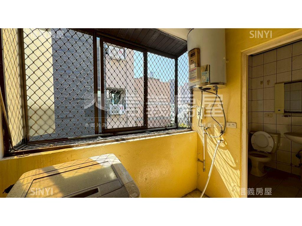 專任大連北街顯眼稀有透店房屋室內格局與周邊環境