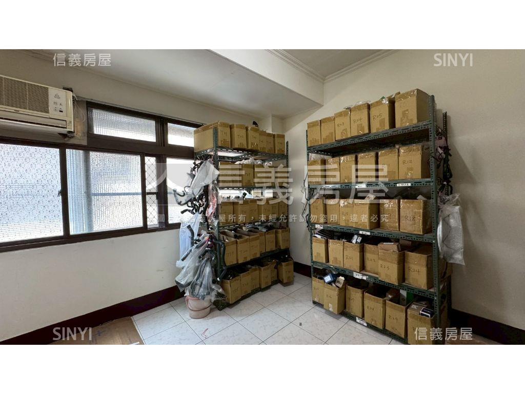 專任大連北街顯眼稀有透店房屋室內格局與周邊環境