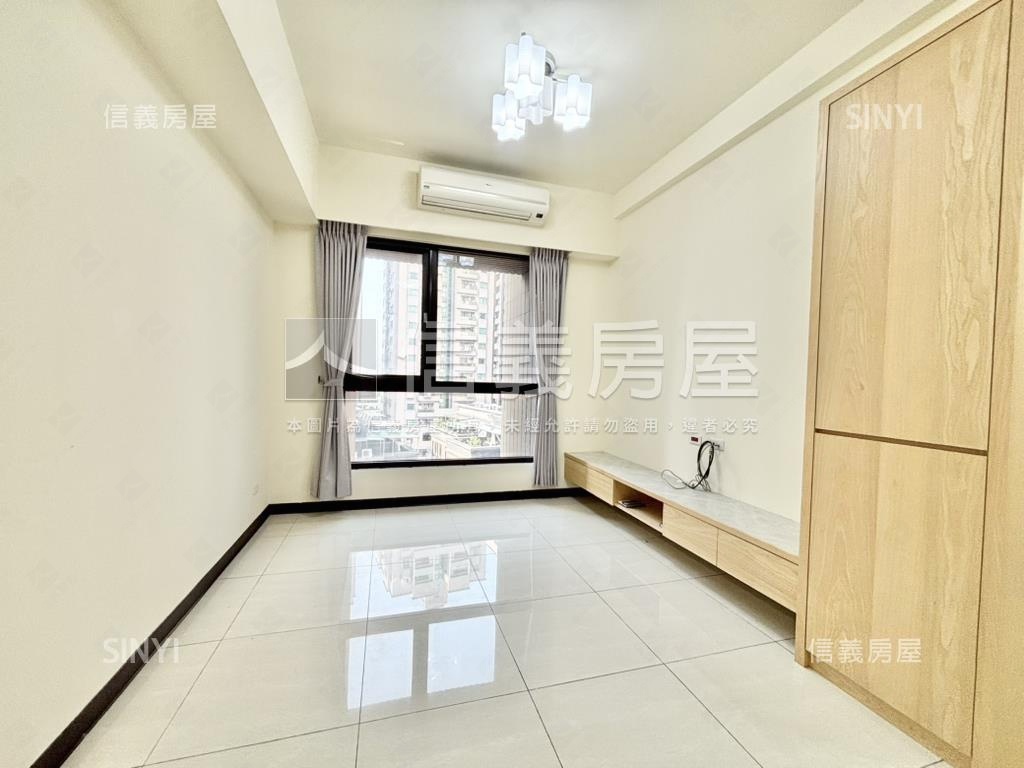 近藝文高樓層兩房車位房屋室內格局與周邊環境