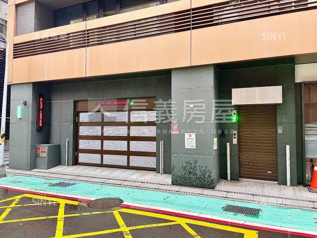 中山ＴＥＤ。稀有高樓兩房房屋室內格局與周邊環境