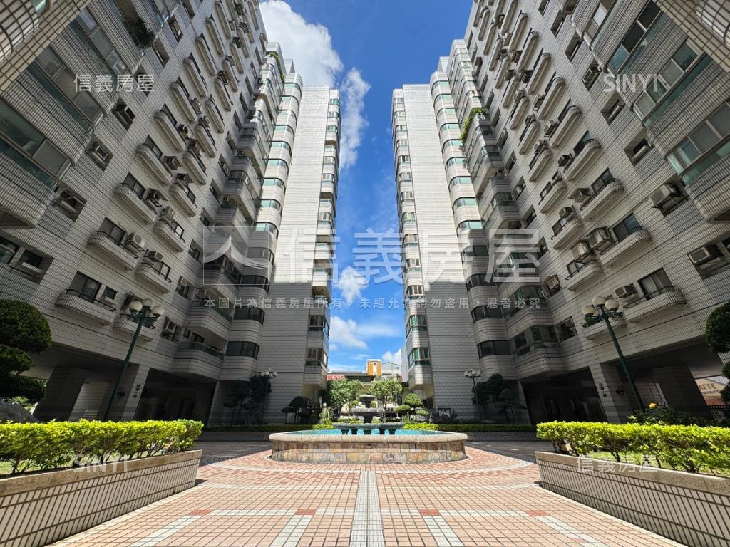 國泰瑞士花園三房車位房屋室內格局與周邊環境