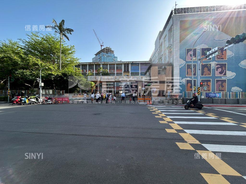 北士科芳鄰四樓大空間房屋室內格局與周邊環境