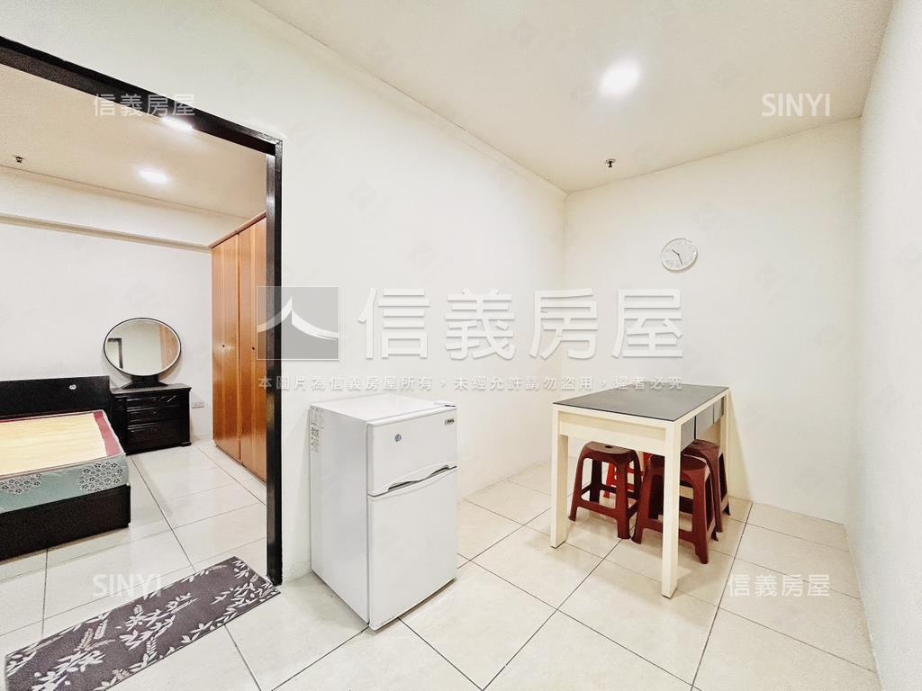 【專任】低總價電梯美三房房屋室內格局與周邊環境