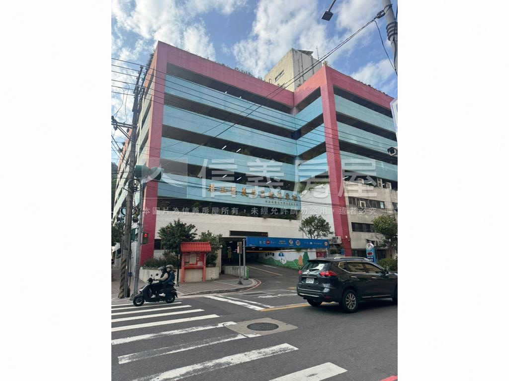 【專任】低總價電梯美三房房屋室內格局與周邊環境