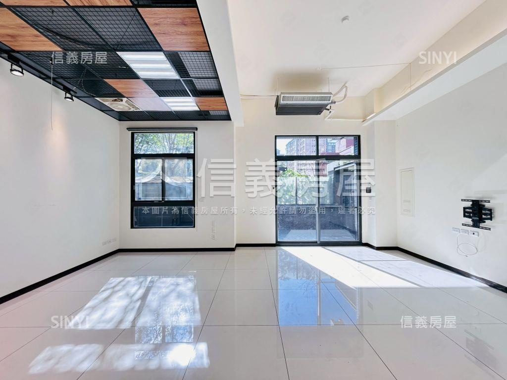 稀有大露台庭院戶房屋室內格局與周邊環境