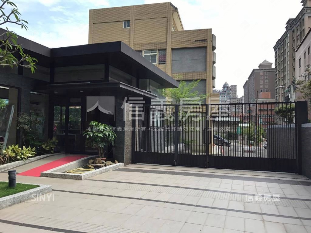 稀有大露台庭院戶房屋室內格局與周邊環境