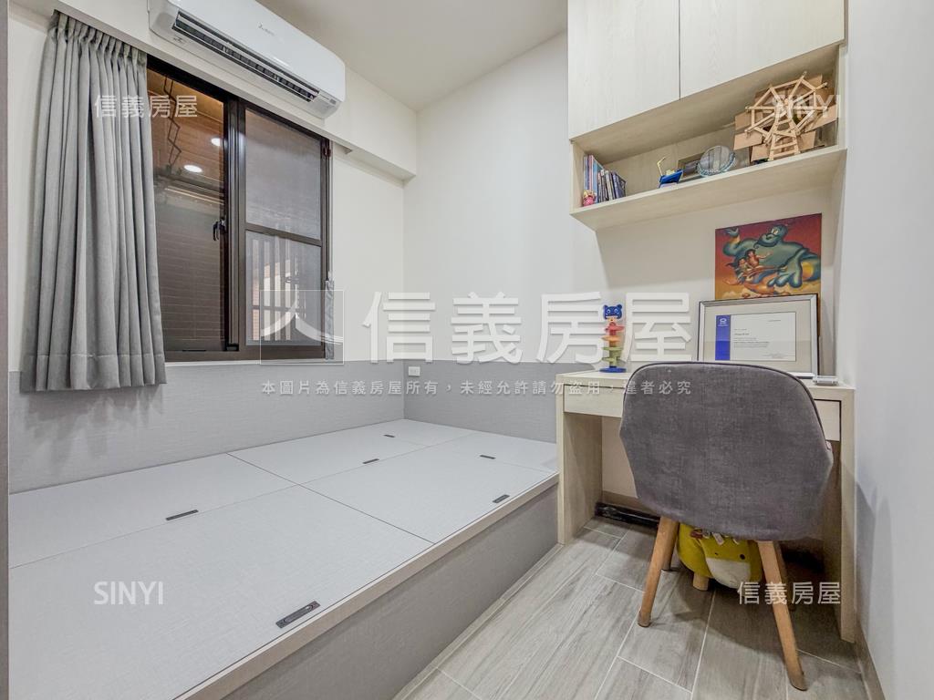 借墨裝潢高樓景觀三房平車房屋室內格局與周邊環境