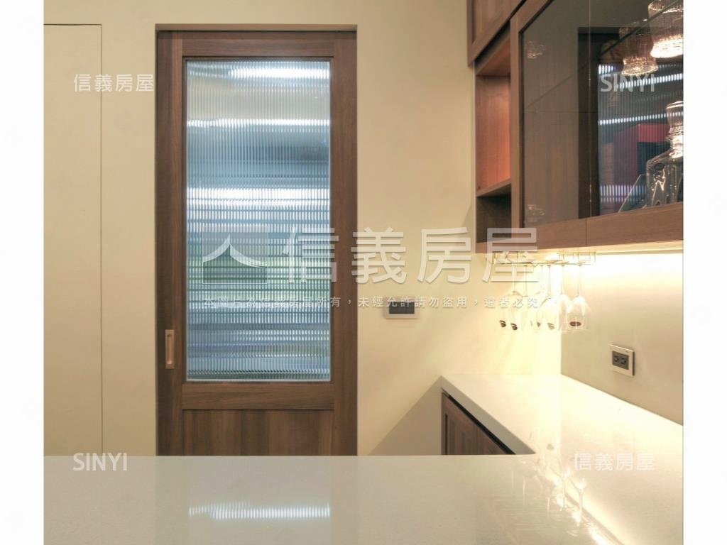 首泰三陽稀有邊間露臺戶房屋室內格局與周邊環境