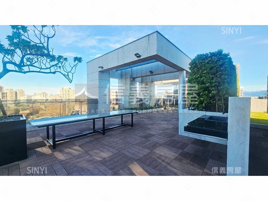 傍公園生活小露臺２房車位房屋室內格局與周邊環境