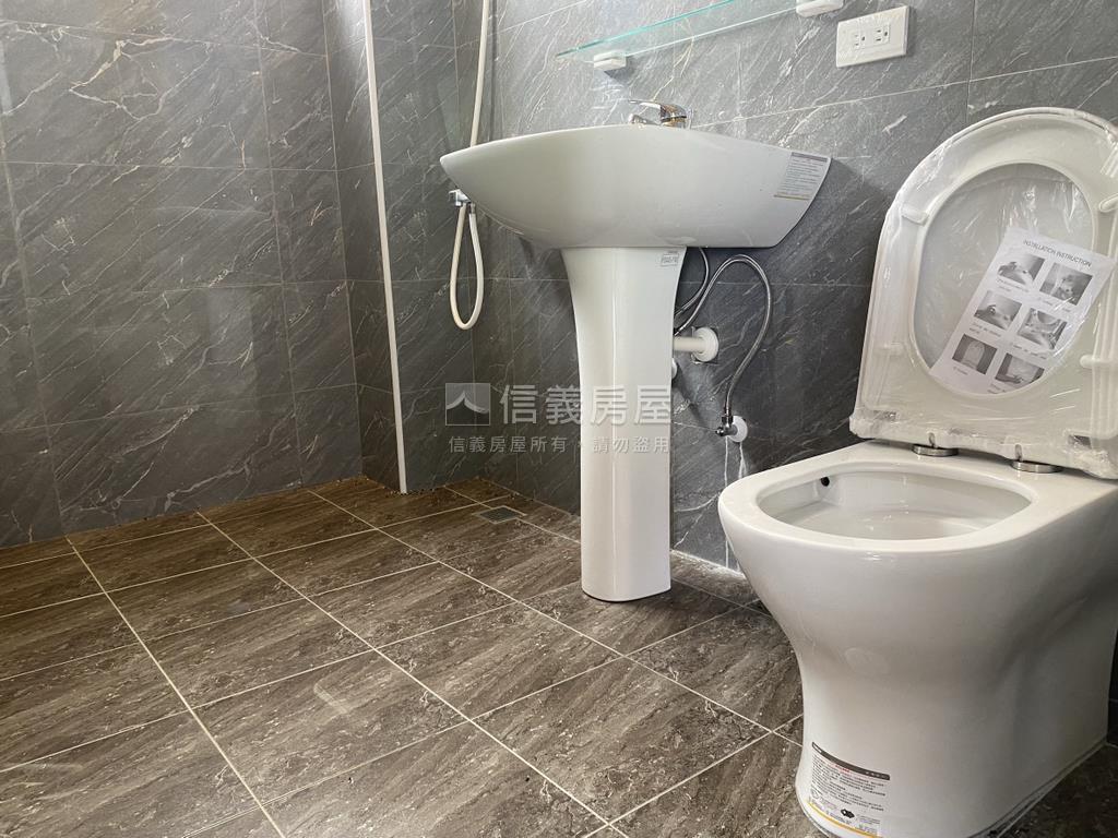 宜蘭礁溪三面臨路美資材室房屋室內格局與周邊環境