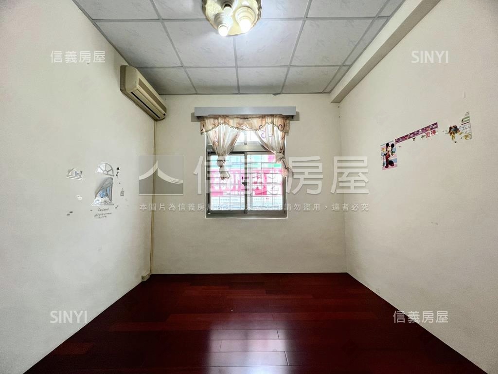 專任採光通風佳公道三透天房屋室內格局與周邊環境