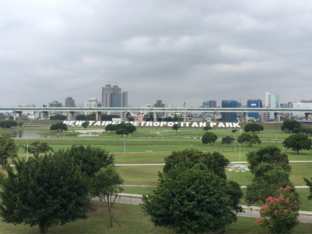 集美靜享臻邸２房房屋室內格局與周邊環境