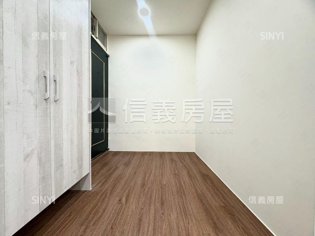 近新街國小３房有車位房屋室內格局與周邊環境